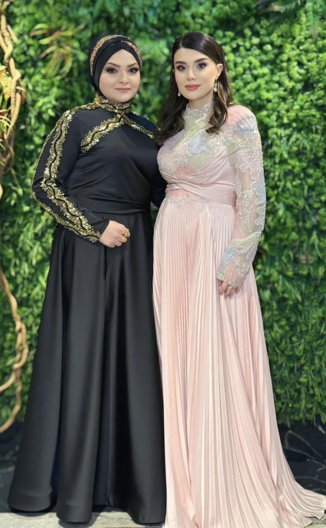 Fərqanə Qasımova qızına dərviş toyu etdi (FOTO)